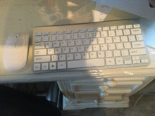 Load image into Gallery viewer, Refurbished One of a kind FULL HD APPLE IMAC 24&quot; Square Screen All-in-One Computer DUAL BOOT Windows 7 &amp; MAC OS X EL Capetain 640GB DUAL CORE Extreme